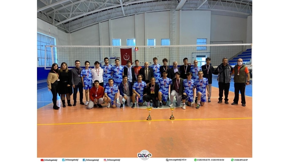 Özge Koleji Anadolu Lisesi Okul Sporları Genç A Voleybol Erkekler Takımımız "Muğla Şampiyonu"