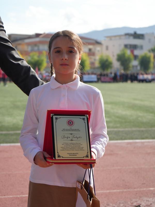 Doğa Tokgöz İlçe Üçüncüsü dsc03796 799x600
