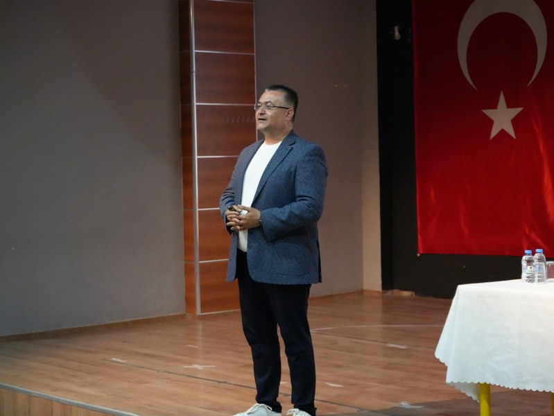 GELECEĞİN EĞİTİMİNİ BUGÜNDEN TASARLADIK! dsc07836 799x600